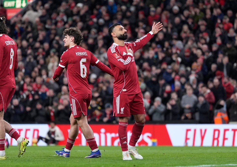 Liverpool vs Brighton Timeline