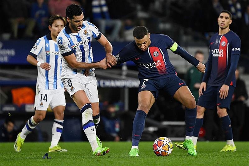 Real Sociedad vs PSG Timeline